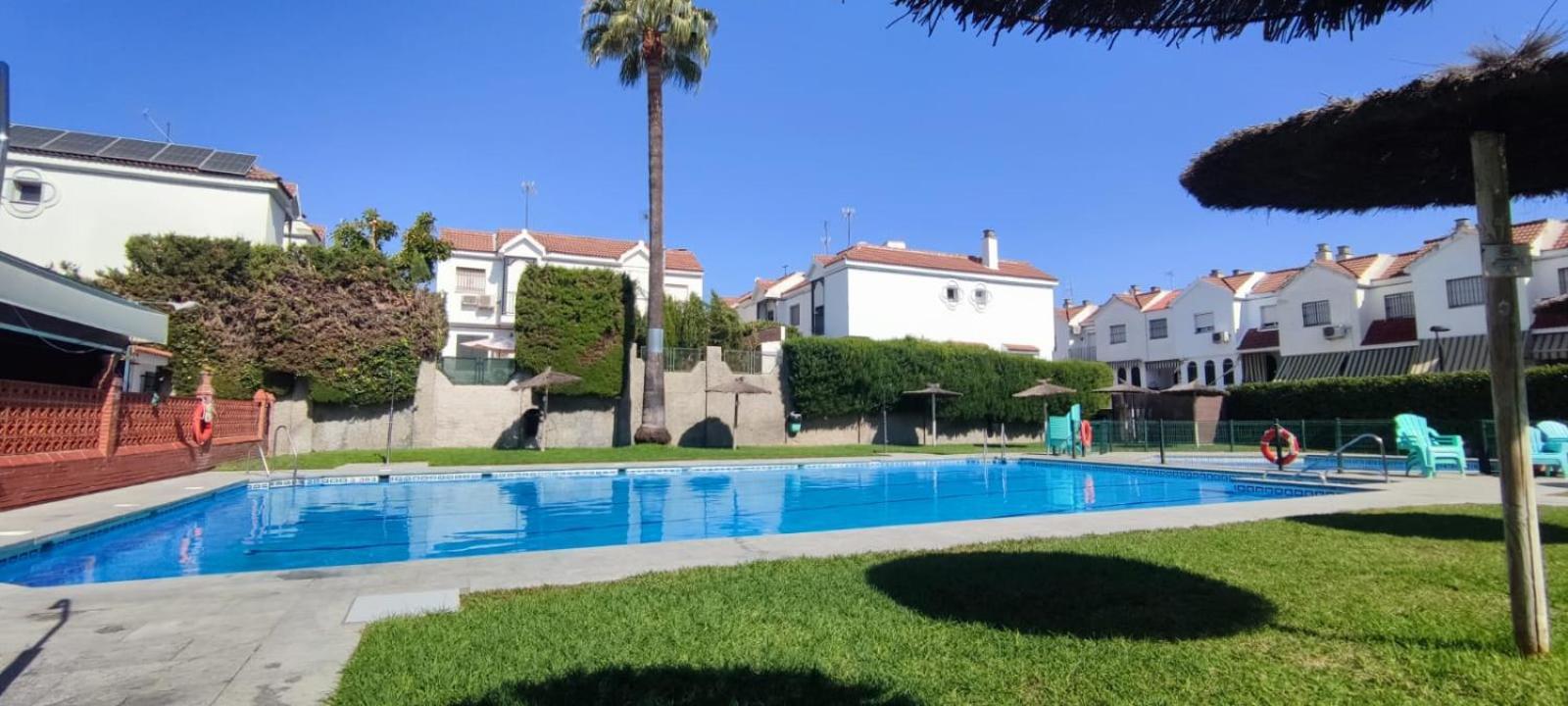 Apartamento Villa Rizos Mairena del Aljarafe Bagian luar foto